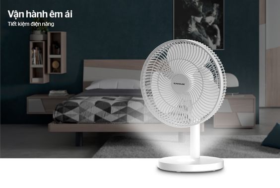 Quạt sạc SUNHOUSE SHD7115 vận hành êm ái